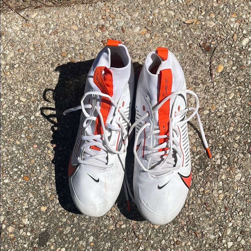 Nike White and Orange Men's Cleats 11.5